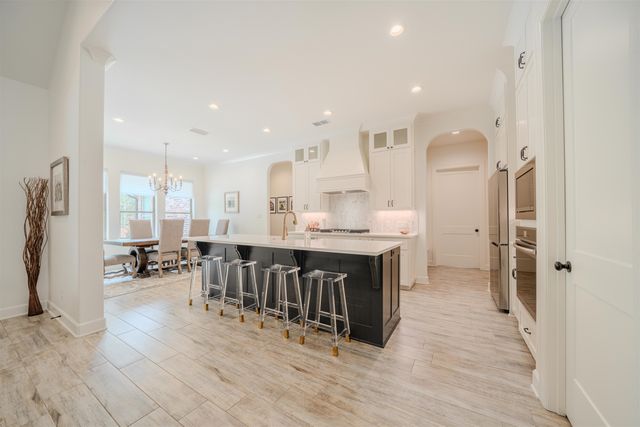 511 Lost Creek, Longview, TX 75605