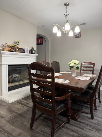 1305 Willow Springs, Desoto, TX 75115