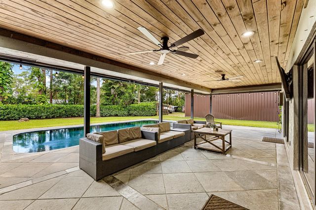 13530 59th Court N, Loxahatchee, FL 33411