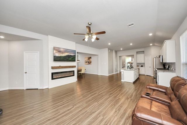 24247 Prairie Glen Lane, Katy, TX 77493