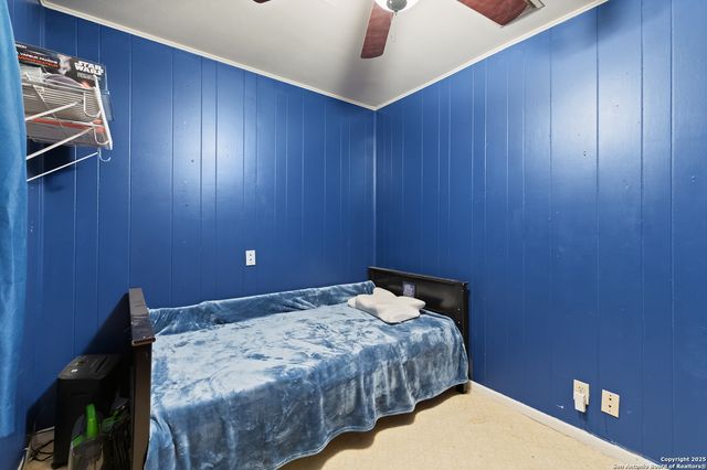 198 Encino Drive, Pearsall, TX 78061