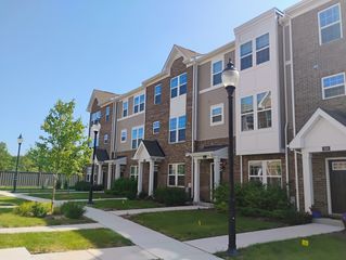 936 Jenkins Court, Wheeling, IL 60090