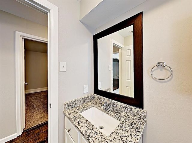 3413 Valley View Lane, Garland, TX 75043