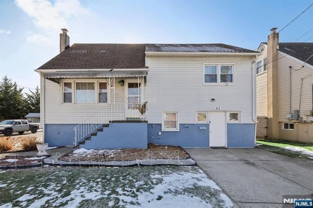 43 Poplar Avenue, Little Ferry, NJ 07643