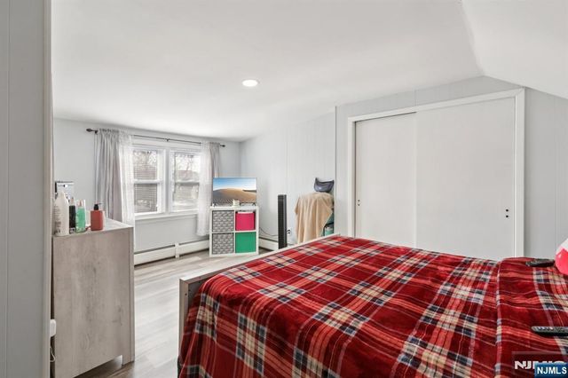 43 Poplar Avenue, Little Ferry, NJ 07643