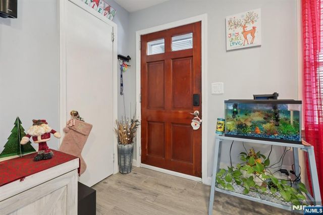 43 Poplar Avenue, Little Ferry, NJ 07643