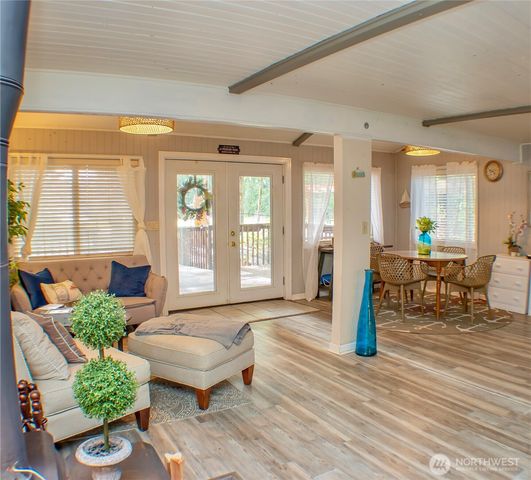 1130 E Timberlake Drive, Shelton, WA 98584