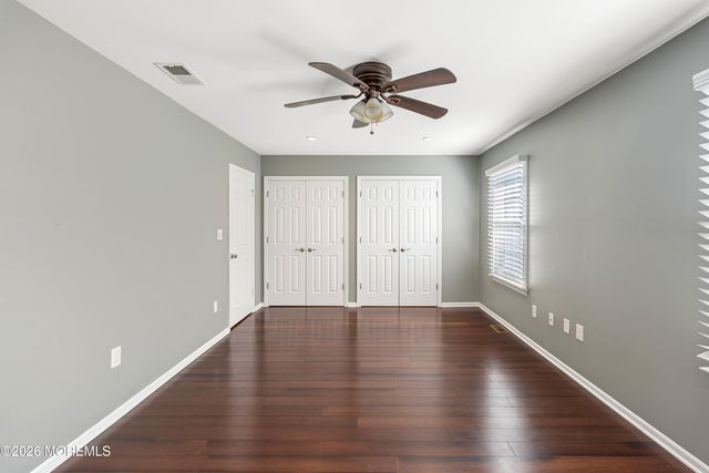22 Oak Lane, Eatontown, NJ 07724