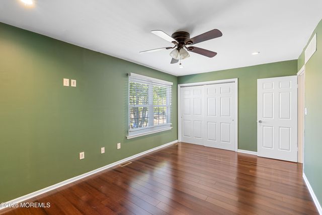 22 Oak Lane, Eatontown, NJ 07724