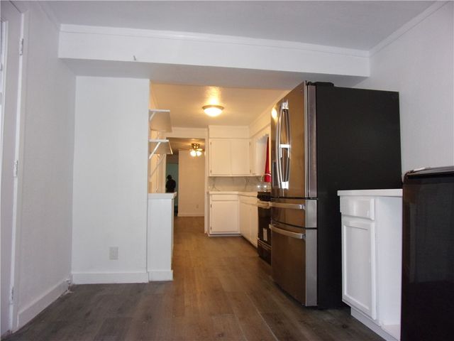 2722 Greenwood Dr, Corpus Christi, TX 78405