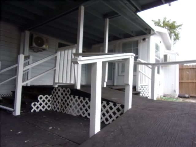 2722 Greenwood Dr, Corpus Christi, TX 78405