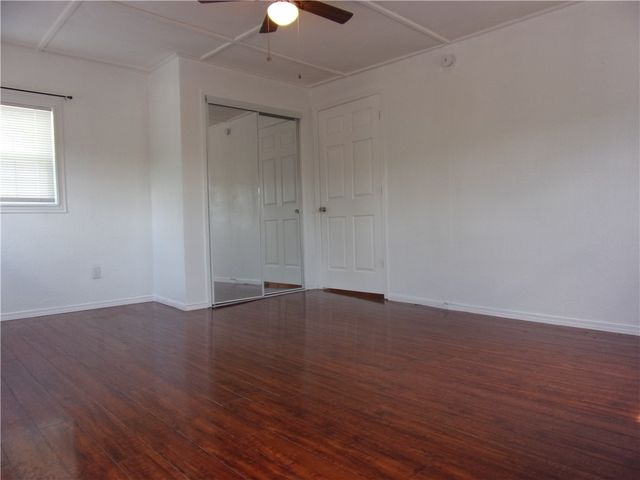 2722 Greenwood Dr, Corpus Christi, TX 78405