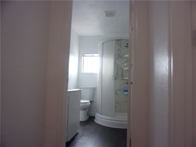 2722 Greenwood Dr, Corpus Christi, TX 78405