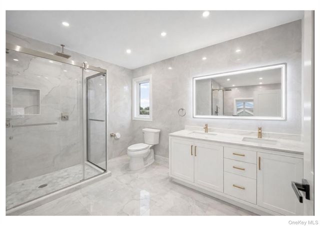 2 Radial Lane, Levittown, NY 11756