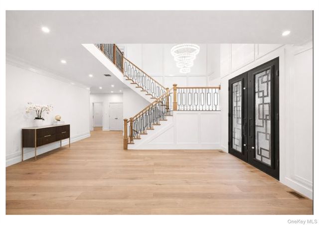 2 Radial Lane, Levittown, NY 11756