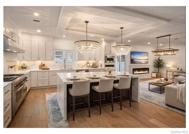 2 Radial Lane, Levittown, NY 11756