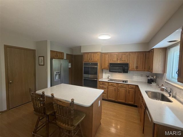 5849 Morning Field Place, Mehlville, MO 63128