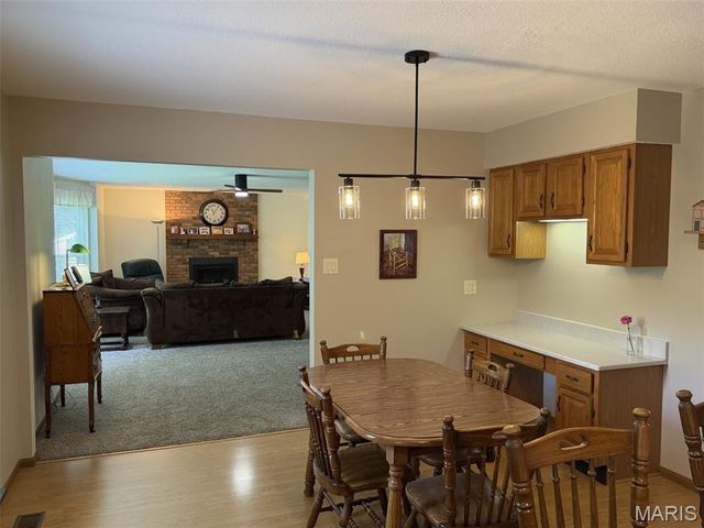 5849 Morning Field Place, Mehlville, MO 63128