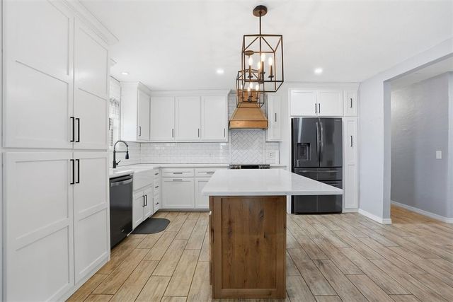 1002 Bodenstein Terrace, Hobart, OK 73651