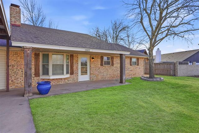 1002 Bodenstein Terrace, Hobart, OK 73651