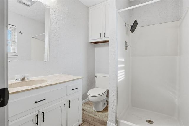 1002 Bodenstein Terrace, Hobart, OK 73651