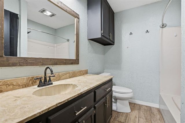 1002 Bodenstein Terrace, Hobart, OK 73651