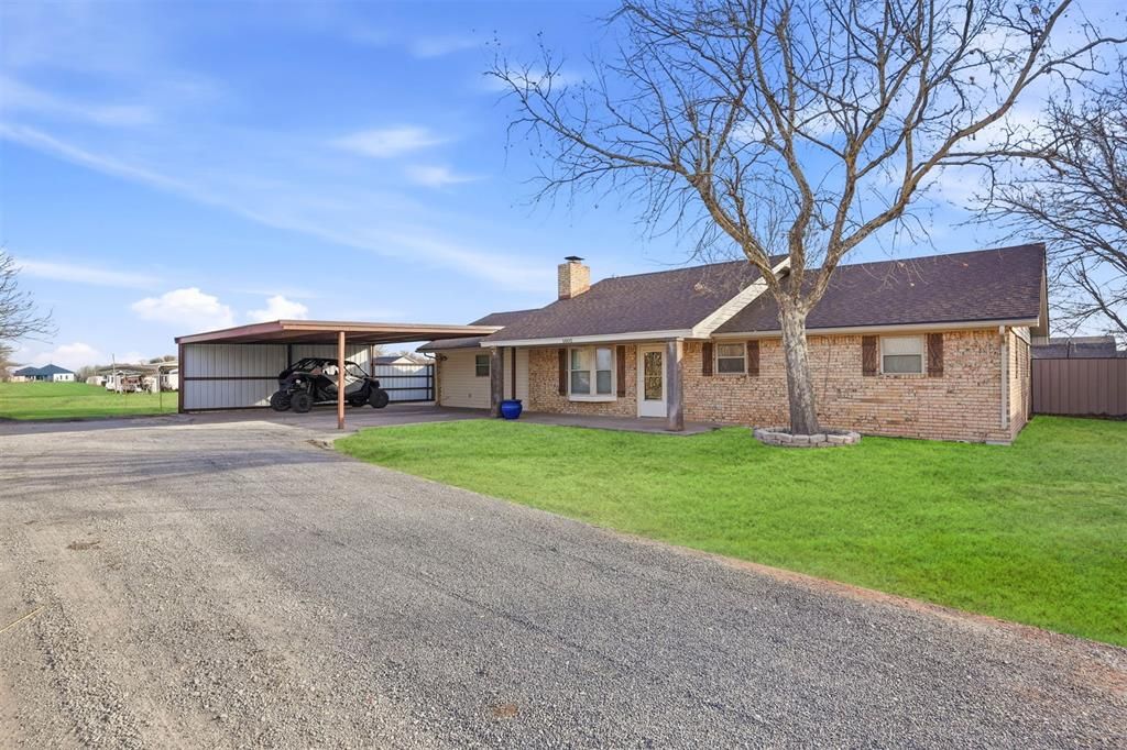 1002 Bodenstein Terrace, Hobart, OK 73651