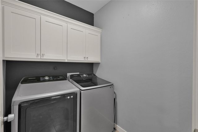 592 Mosswood Drive, Conroe, TX 77302