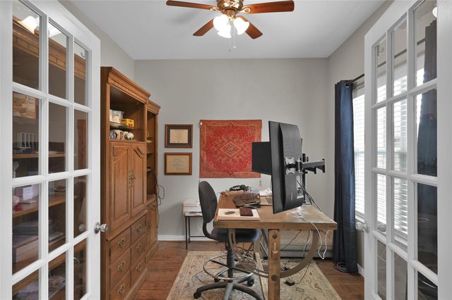 592 Mosswood Drive, Conroe, TX 77302