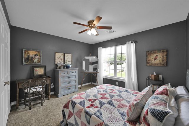 592 Mosswood Drive, Conroe, TX 77302