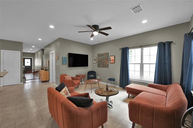 592 Mosswood Drive, Conroe, TX 77302