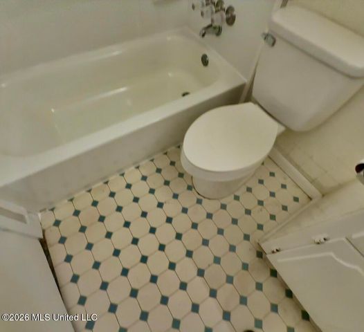2008 Clemson Circle, Gautier, MS 39553