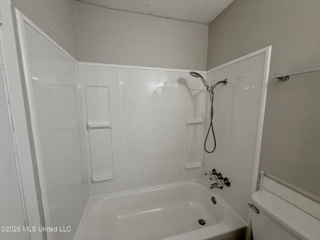 2008 Clemson Circle, Gautier, MS 39553