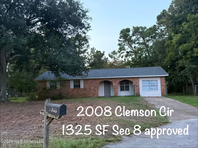 2008 Clemson Circle, Gautier, MS 39553