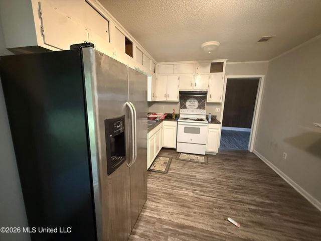 2008 Clemson Circle, Gautier, MS 39553