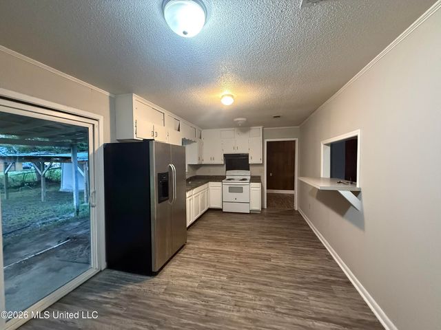 2008 Clemson Circle, Gautier, MS 39553