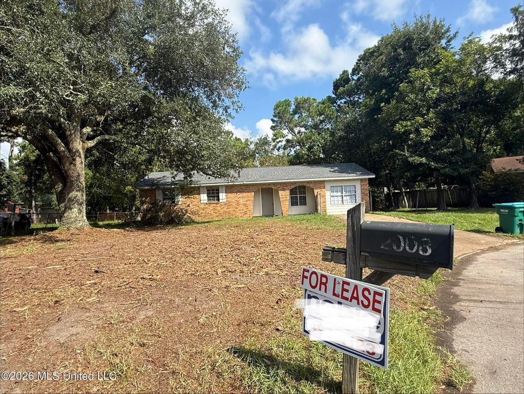 2008 Clemson Circle, Gautier, MS 39553