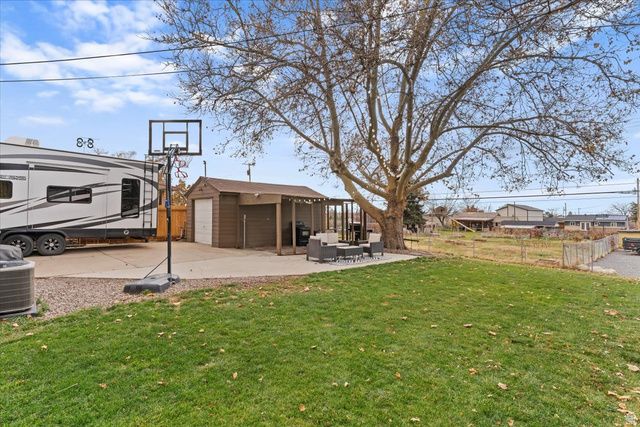 5243 S 2200 W, Roy, UT 84067