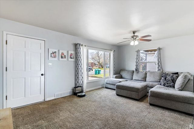 5243 S 2200 W, Roy, UT 84067