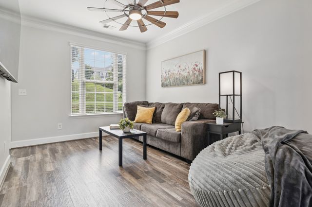 4705 Brighton Village Dr, Nashville, TN 37211