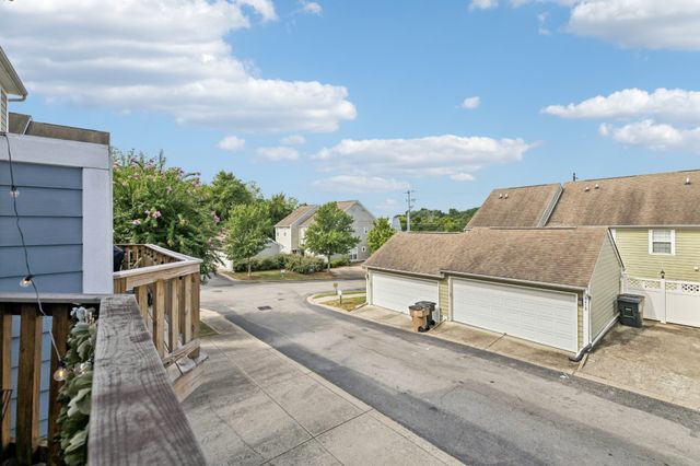 4705 Brighton Village Dr, Nashville, TN 37211