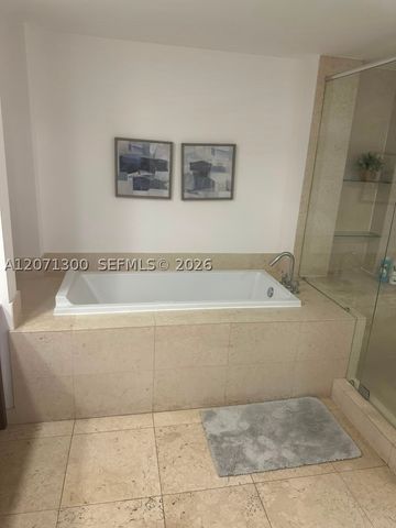 485 Brickell Ave 1908, Miami, FL 33131
