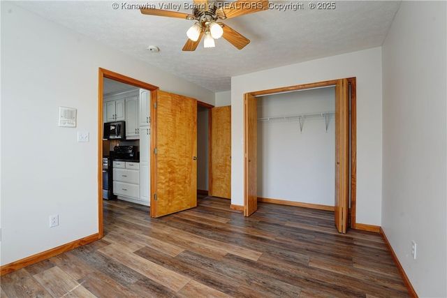 1 Bridlewood Road, Charleston, WV 25314