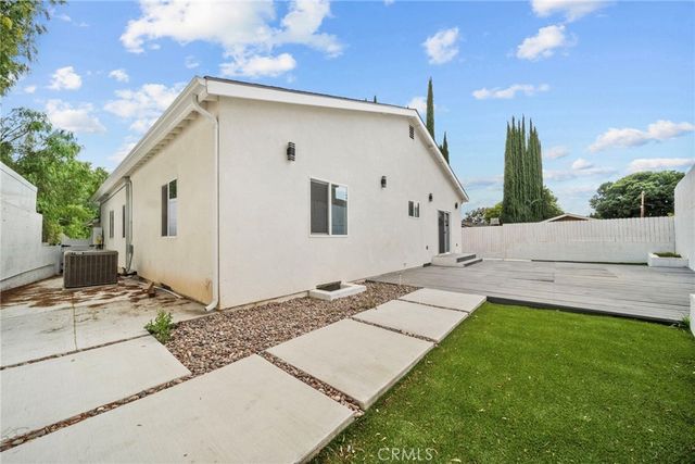 955 Brossard, Thousand Oaks, CA 91360