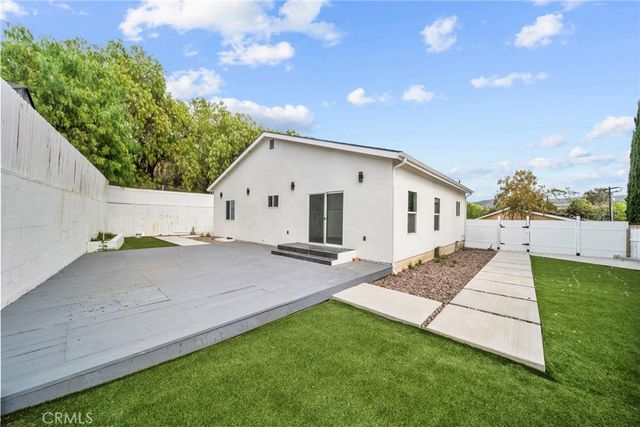 955 Brossard, Thousand Oaks, CA 91360