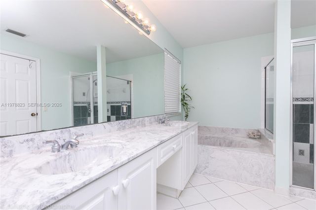 1032 Silktree Ln, Weston, FL 33327