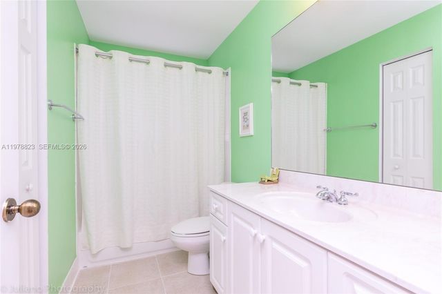 1032 Silktree Ln, Weston, FL 33327