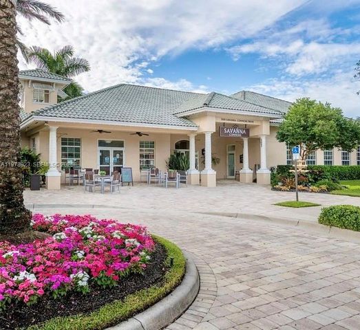 1032 Silktree Ln, Weston, FL 33327