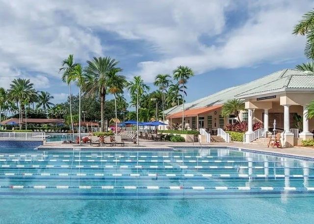 1032 Silktree Ln, Weston, FL 33327