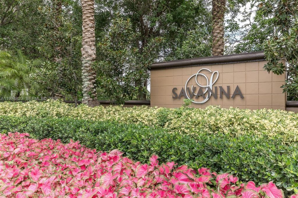 1032 Silktree Ln, Weston, FL 33327